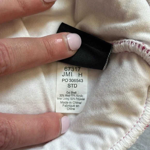 Toque - Picture 5 of 5